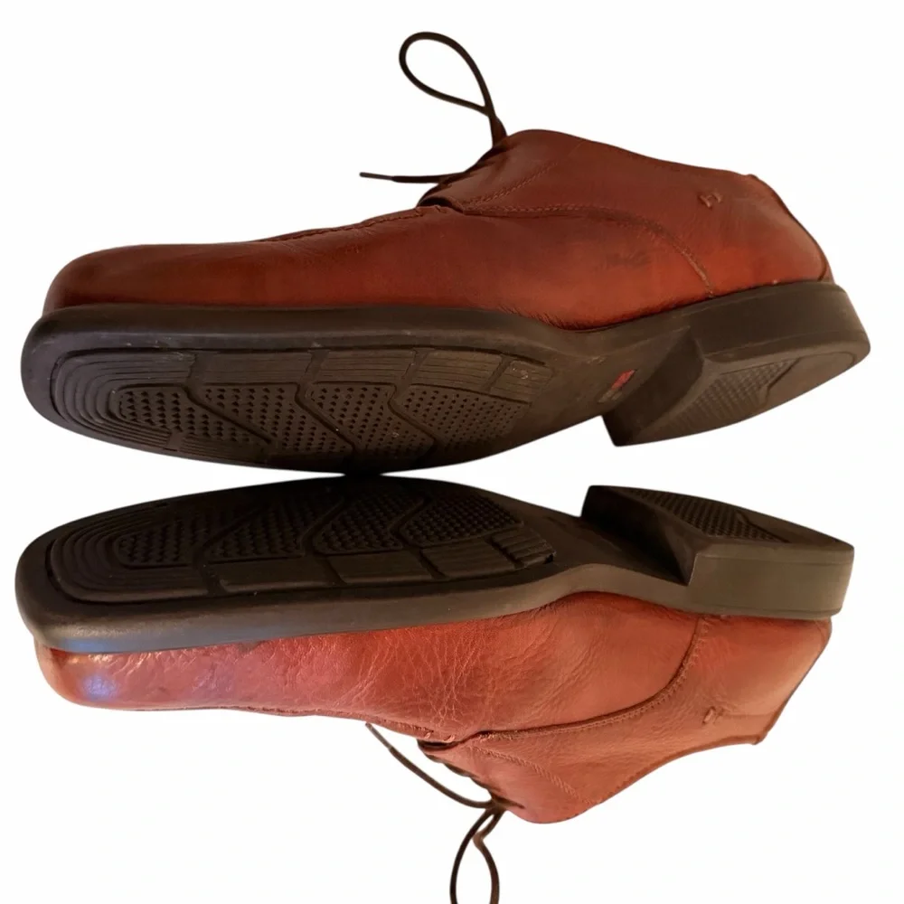 Johnson and Murphy Brown Pebble Grain Leather Lace Up Shoe 10